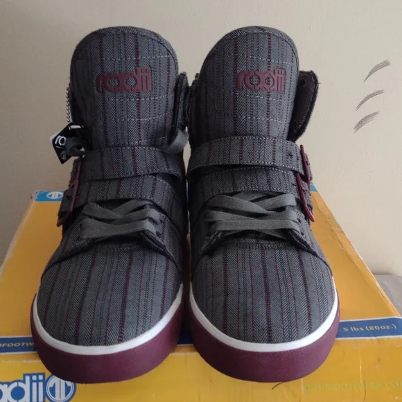 Radii Char Herringbone Men's 9.5 Grey/Burg - Picture 4 of 15